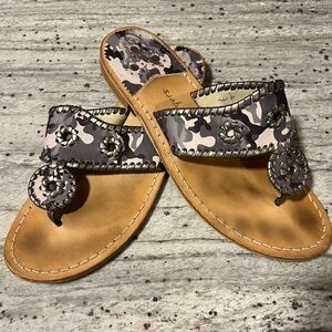 Jack Rogers Black & Gray Cano Flat Hamptons Sandals - Size 9
